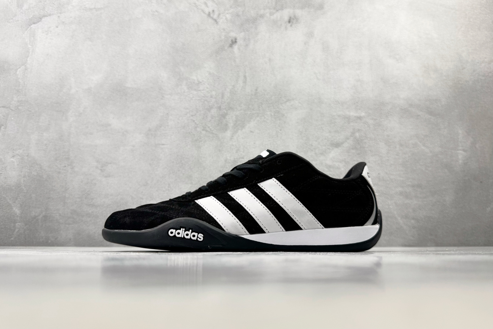 HD 平台订单 adidas Adipista trainers haussure ground pulse 黑色 货号