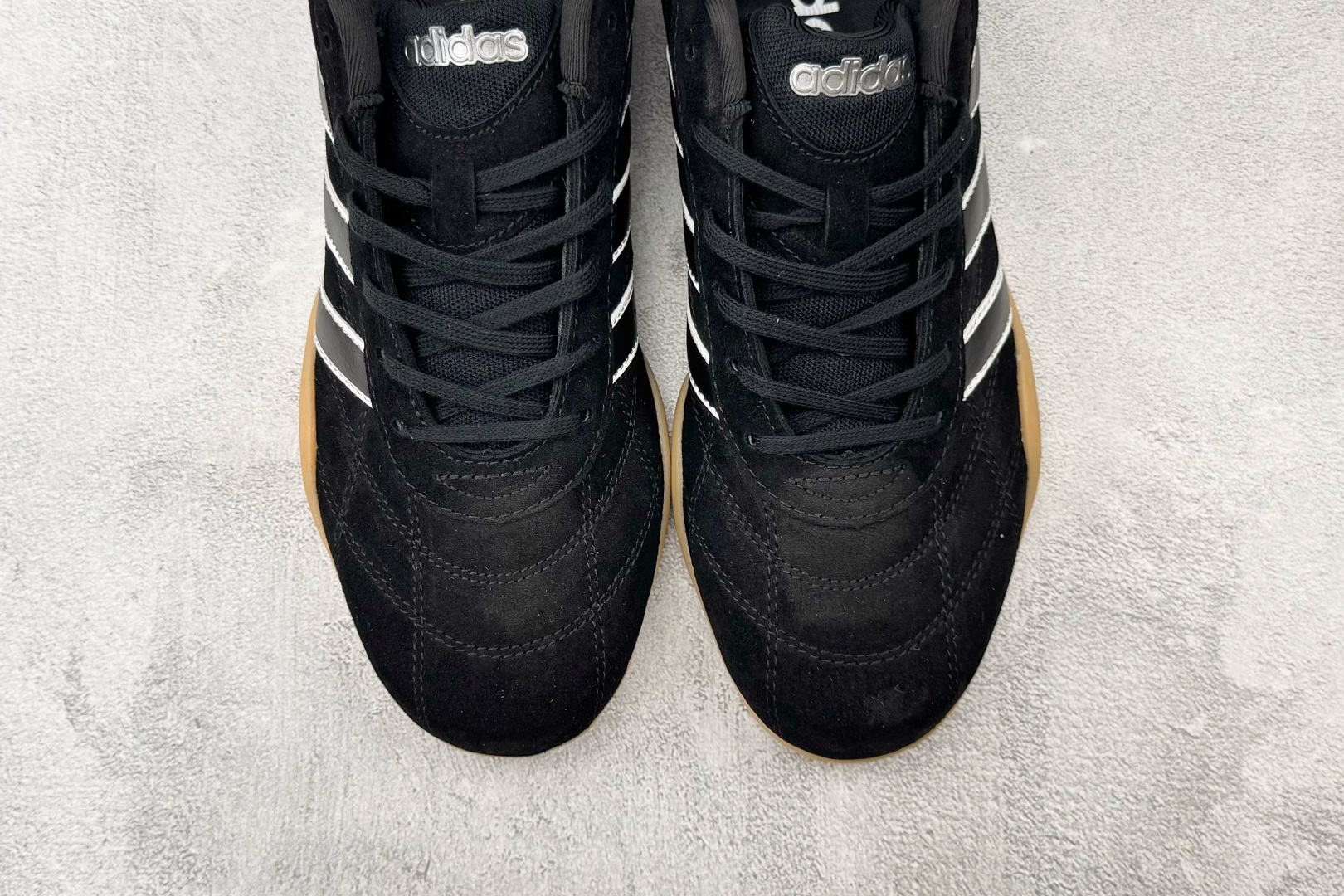 HD 平台订单 adidas Adipista 黑色 货号：HQ9166 尺码：36 36.5 37 38.5 39 4
