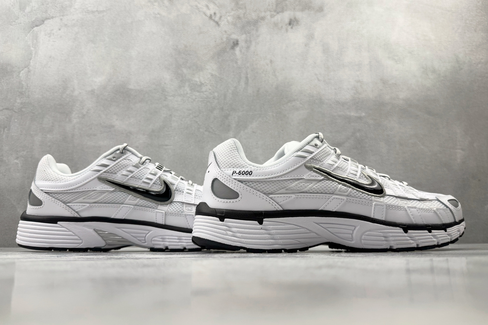 PK 全新工厂开发 Nike P-6000 银白 货号：CD6404-007 尺码：36 36.5 37.5 38 38