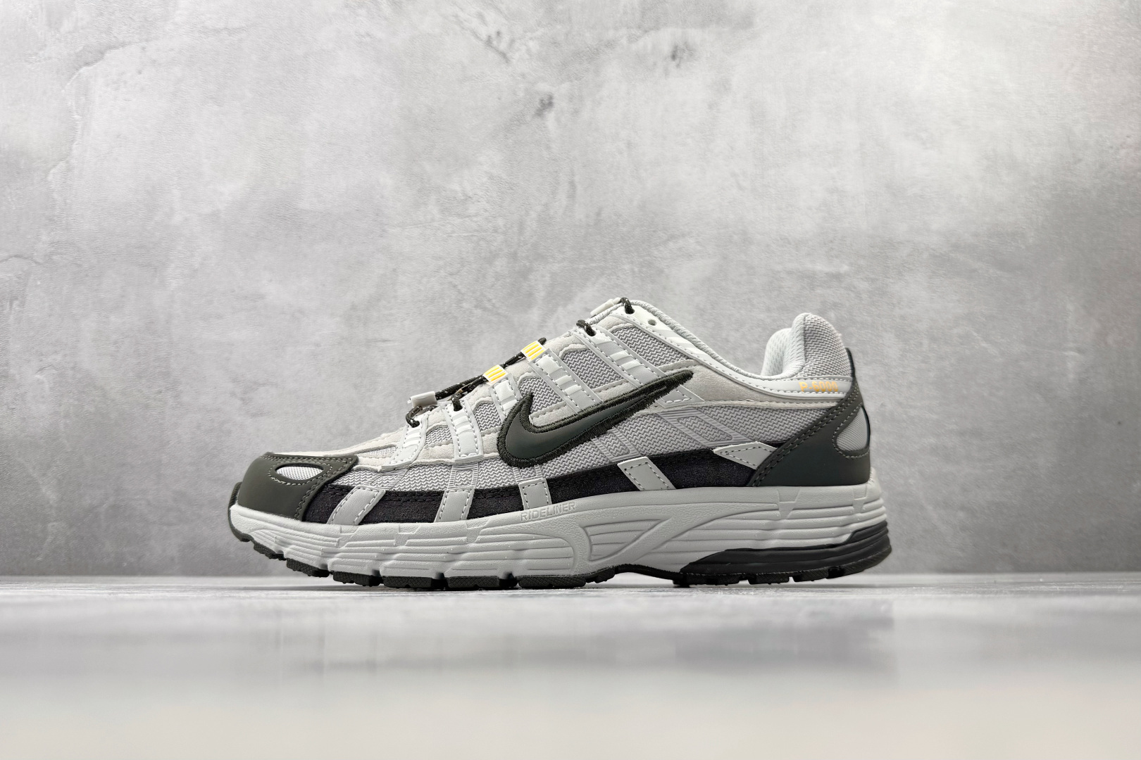 HN Nike P-6000 灰黑 货号：HQ3818-002 尺码：36 36.5 37 38.5 39 40 40.