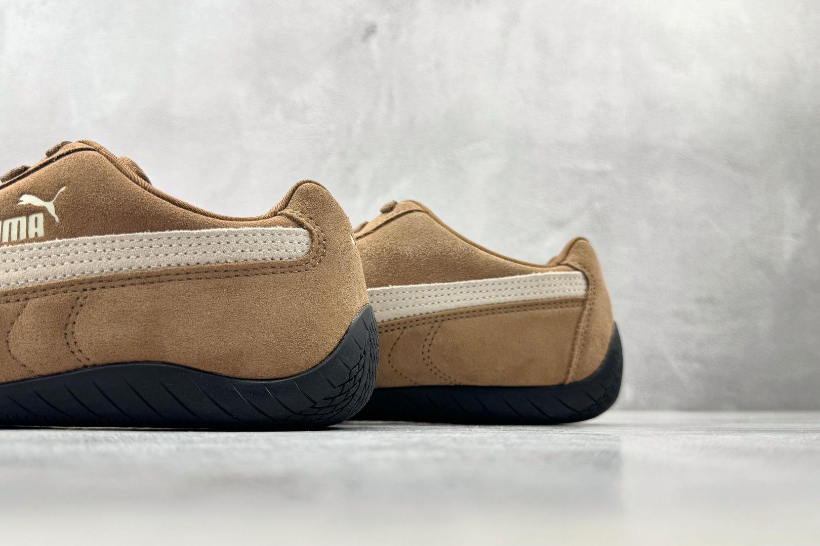 XC2.0 PUMA彪马 speedcat OG 咖啡色 货号：-31 尺码：36 36.5 37 38.5 39 40
