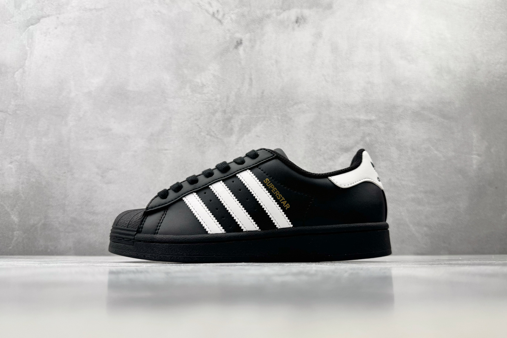 adidas originals Superstar 2 黑白色 货号：EG4959 尺码：35.5 36 36.5 3
