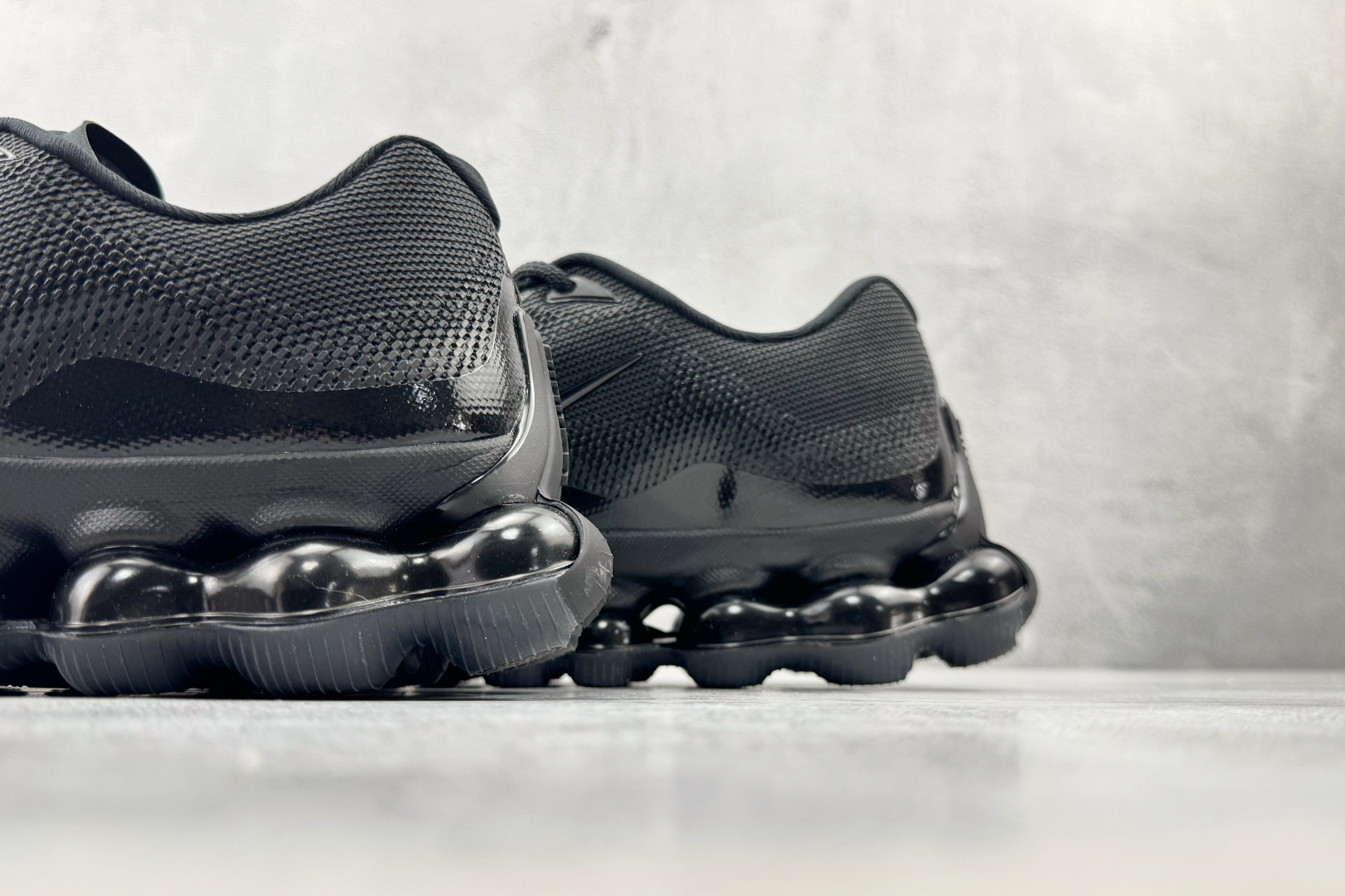 LJ渠道 Nike AIR LIQUID MAX 黑色 货号：IQ7634-003 尺码：36 36.5 37.5 38