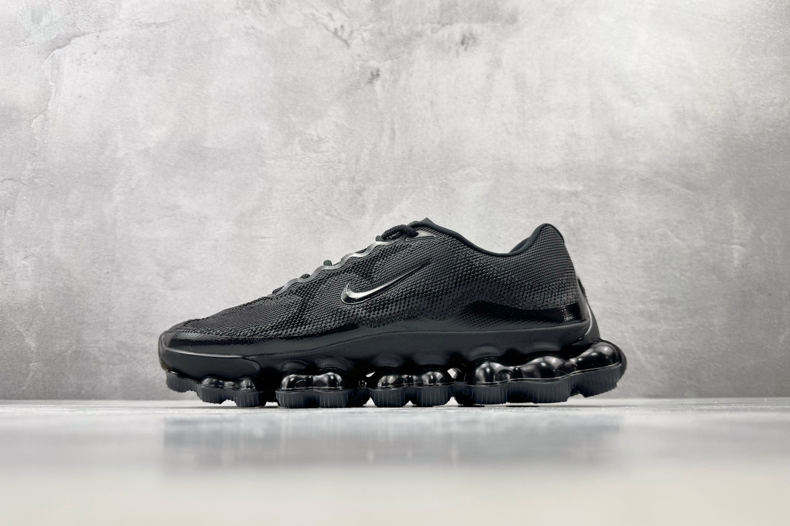 LJ渠道 Nike AIR LIQUID MAX 黑色 货号：IQ7634-003 尺码：36 36.5 37.5 38