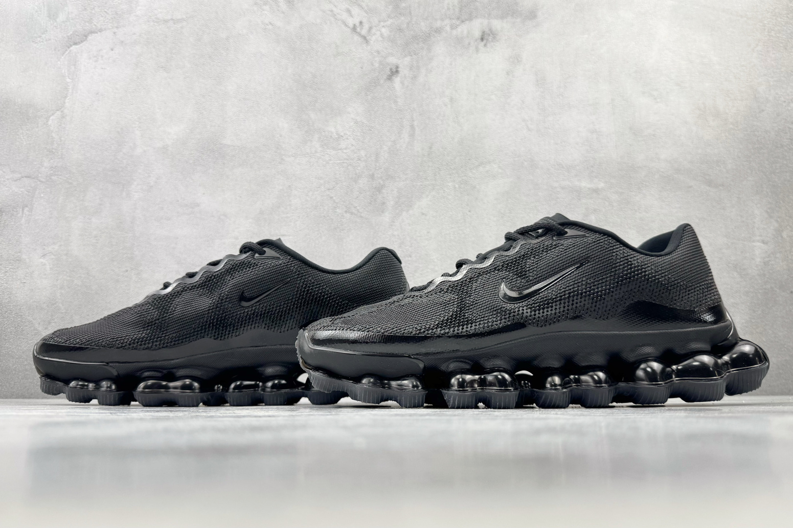 LJ渠道 Nike AIR LIQUID MAX 黑色 货号：IQ7634-003 尺码：36 36.5 37.5 38
