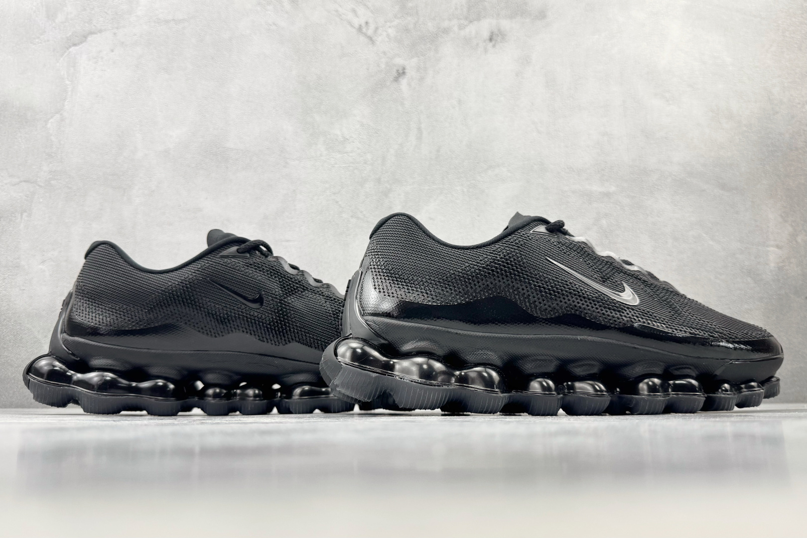 LJ渠道 Nike AIR LIQUID MAX 黑色 货号：IQ7634-003 尺码：36 36.5 37.5 38