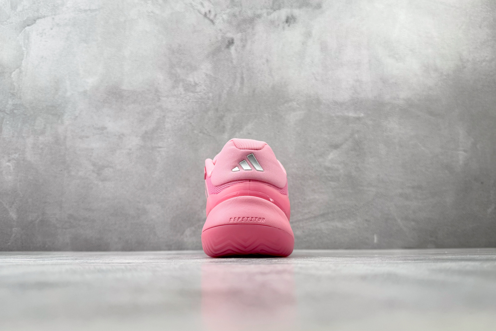 3A adidas BARRICADE 14 极乐粉 货号：KI3449 尺码：36 36.5 37.5 38 38.5