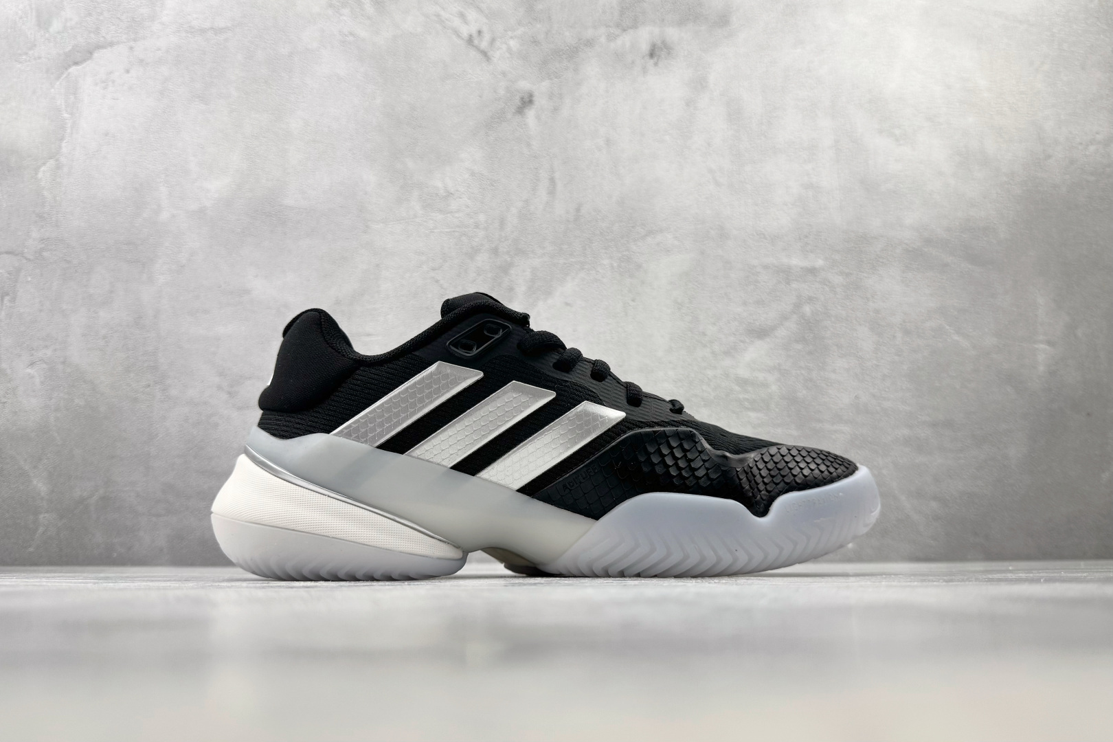 3A adidas BARRICADE 14 黑色 货号：JR1764 尺码：36 36.5 37.5 38 38.5 