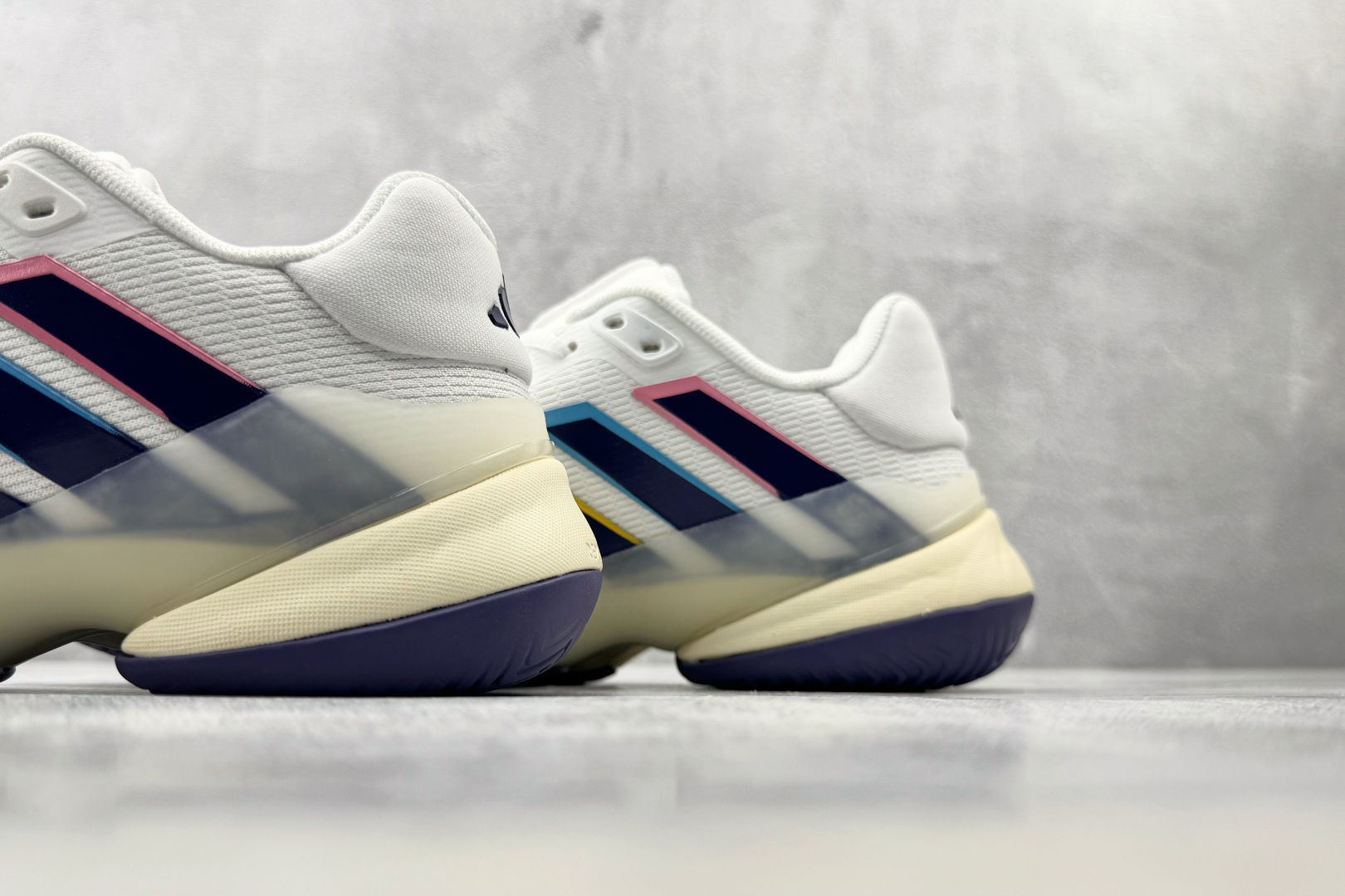 3A adidas BARRICADE 14 白紫 货号：KK3854 尺码：36 36.5 37.5 38 38.5 