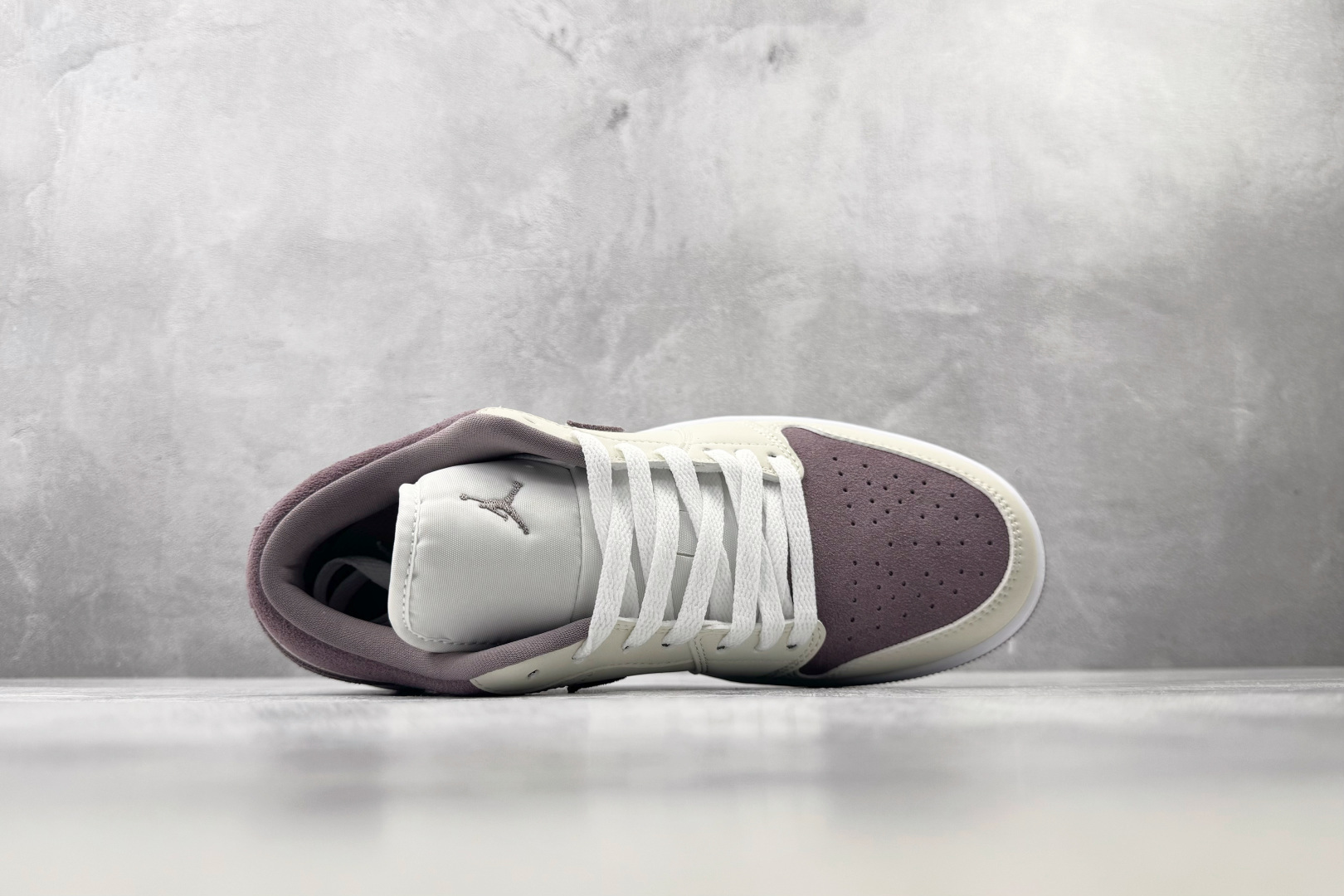 K版 综合版 Jordan Air Jordan 1 Low 浅紫 货号：DC0774 117 尺码：36 36.5 3