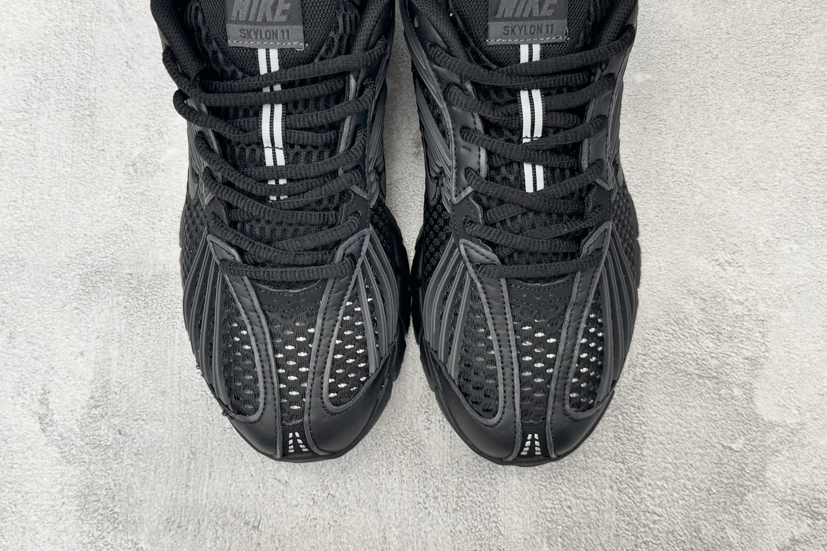 ST Nike Zoom Skylon 11 黑色 货号：IU1869-002 尺码：36 36.5 37.5 38 3