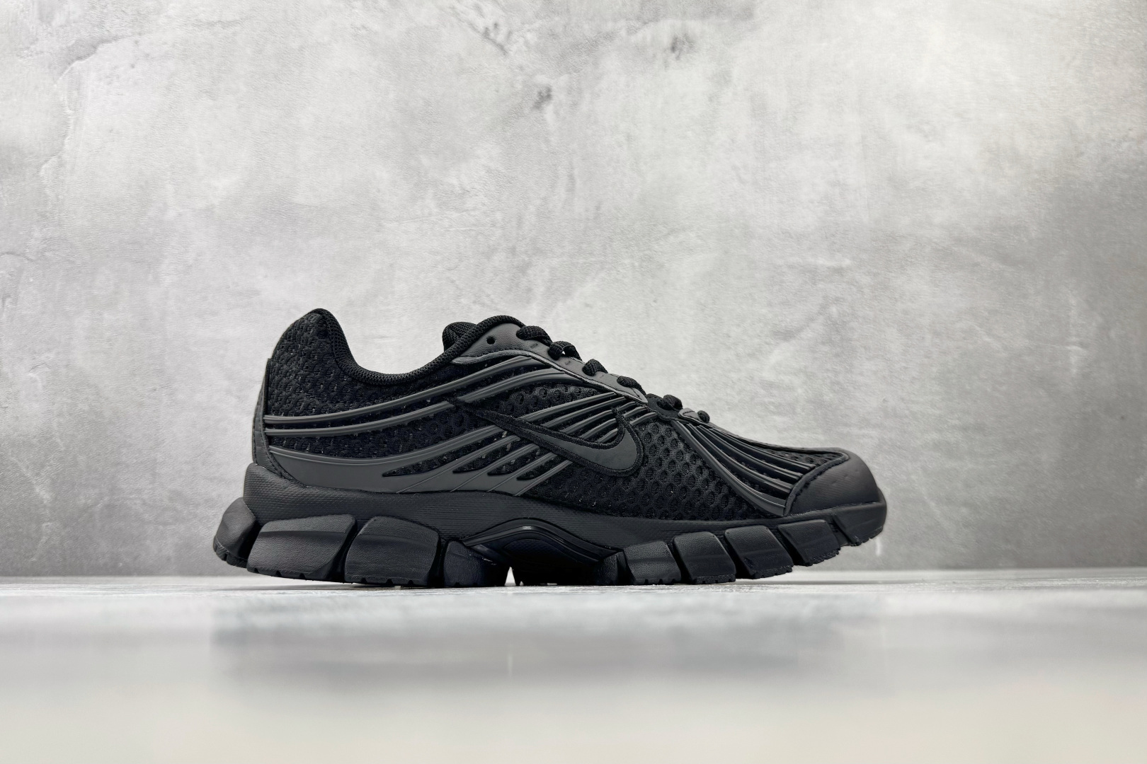 ST Nike Zoom Skylon 11 黑色 货号：IU1869-002 尺码：36 36.5 37.5 38 3