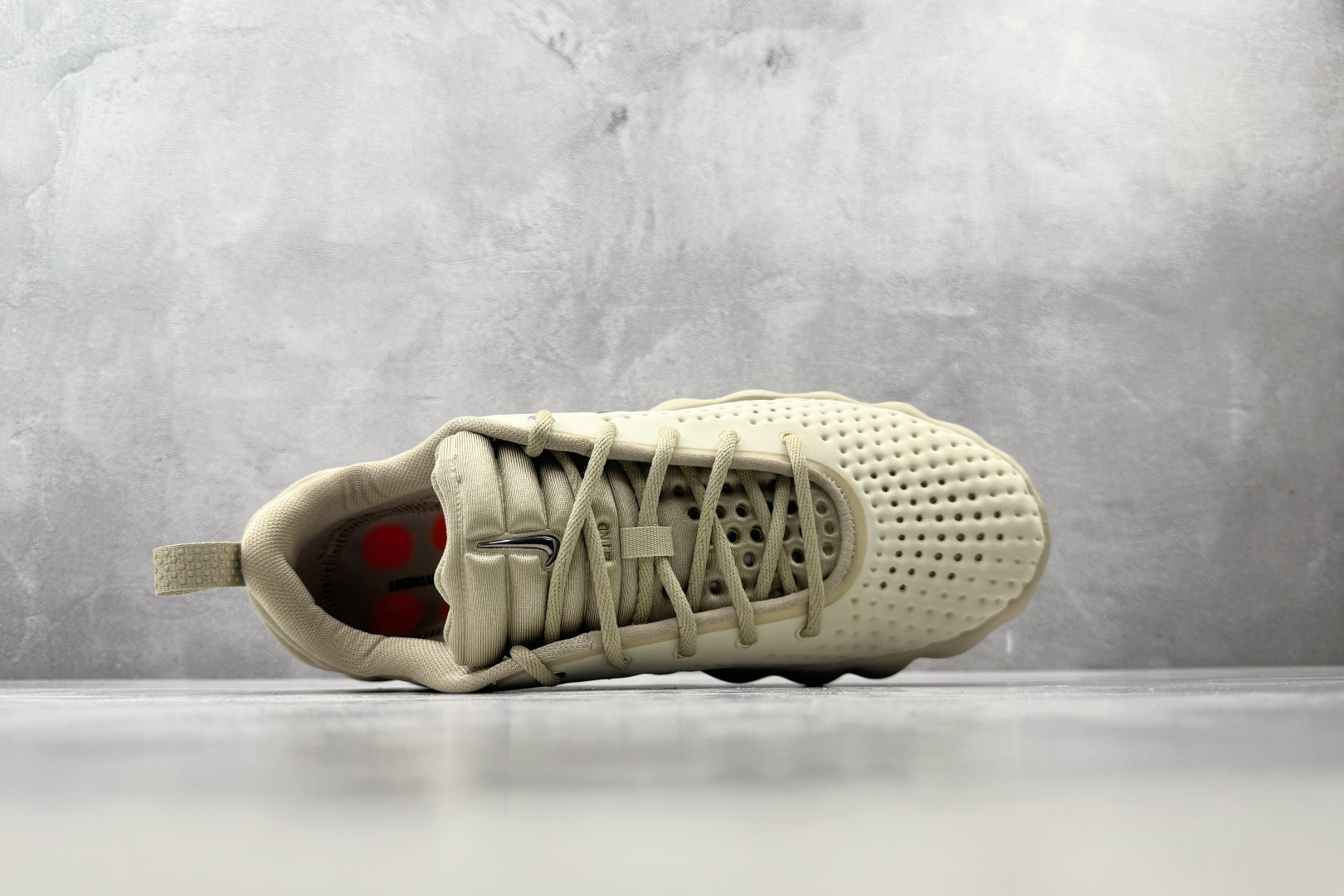 PK  Nike Mind 002 幻影灰 货号：HQ4308-004 尺码：36 36.5 37 38.5 39 40