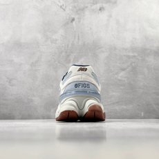 C 版 大厂出品 New Balance NB 9060 蓝色 货号:U90601T1 尺码:36 36.5 37 3 C 版 大厂出品 New Balance NB 9060 蓝色 货号:U90601T1 尺码:36 36.5 37 3