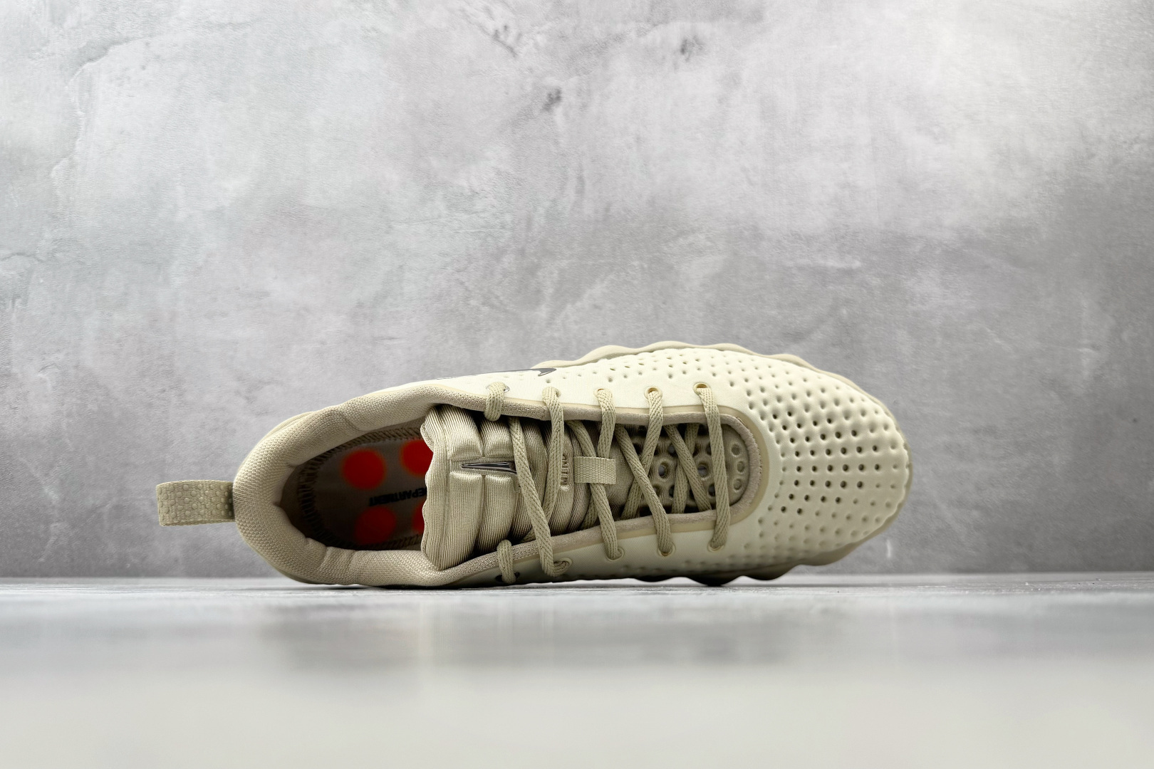 PK  全新工厂开发 Nike Mind 002 米色 货号：HQ4308-200 尺码：36 36.5 37 38.5
