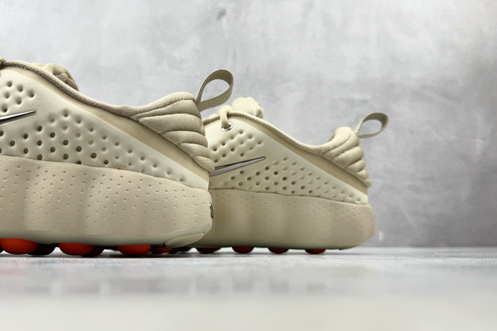 PK  全新工厂开发 Nike Mind 002 米色 货号：HQ4308-200 尺码：36 36.5 37 38.5