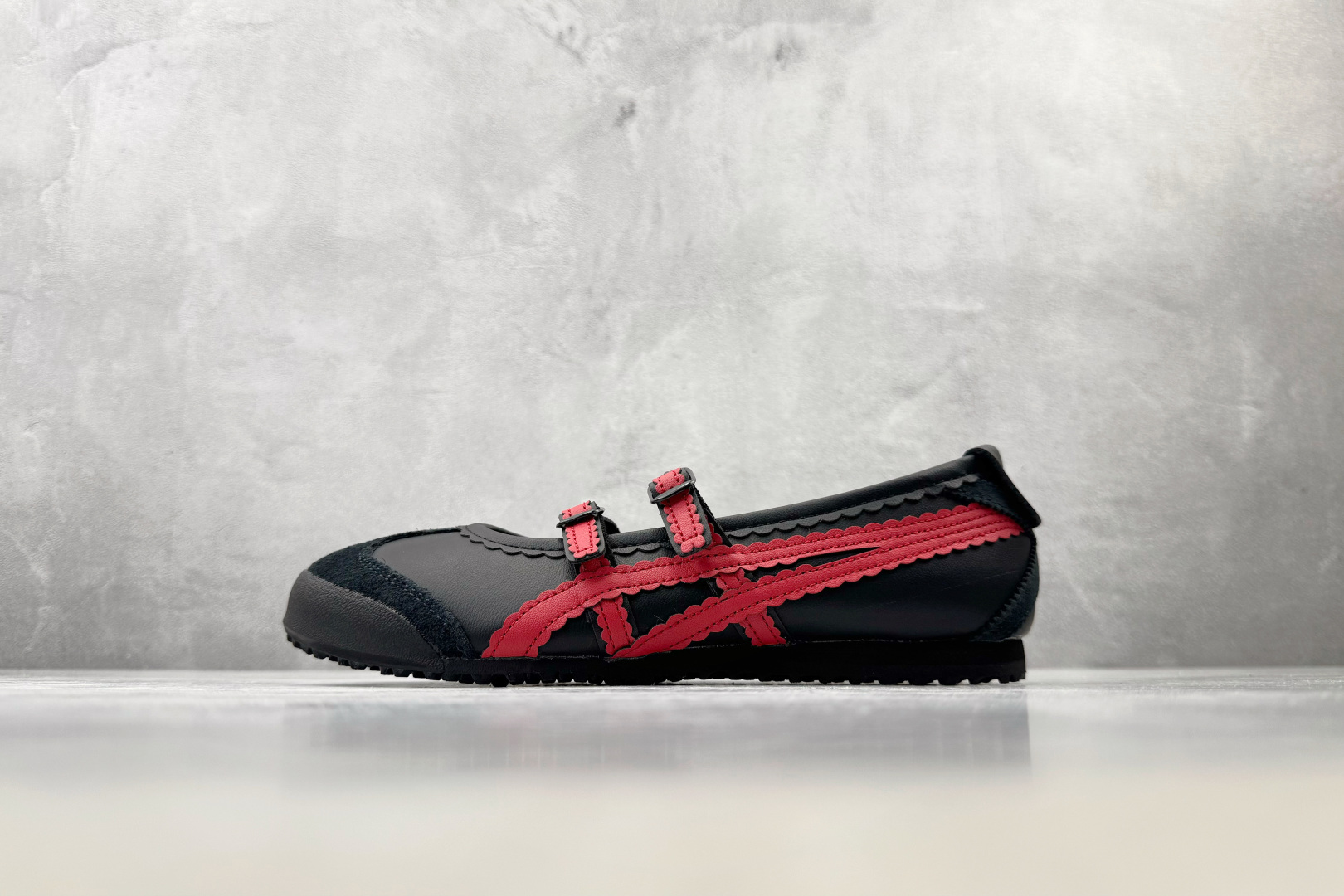 SC 渠道特供 Onitsuka Tiger鬼塚虎 MEXICO 66 TGRS 黑色/红色 货号：1182A678-0
