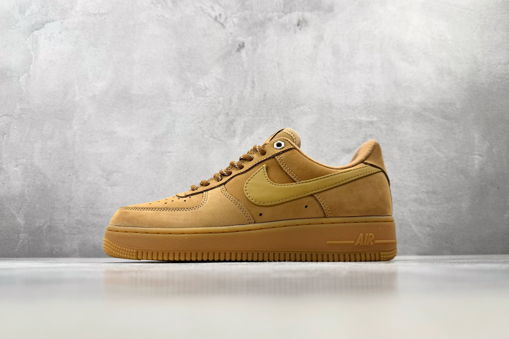 K2 Nike Nike Air Force 107 LV8 Workboot 小麦色 货号：CJ9179-200 尺码