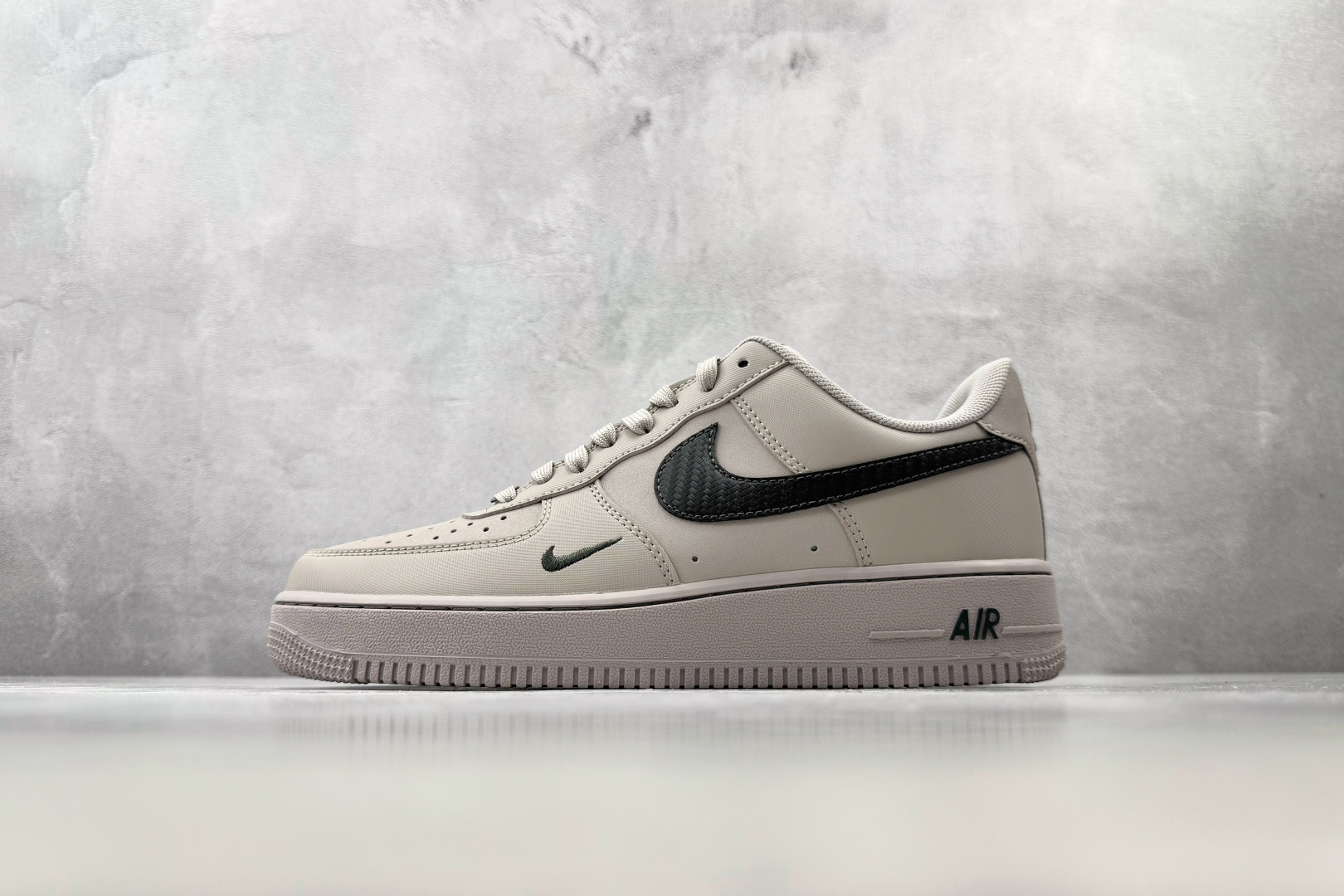 5A 口碑之作 Nike Air Force 1 米棕 货号：IV5732-002 尺码：36 36.5 37.5 38
