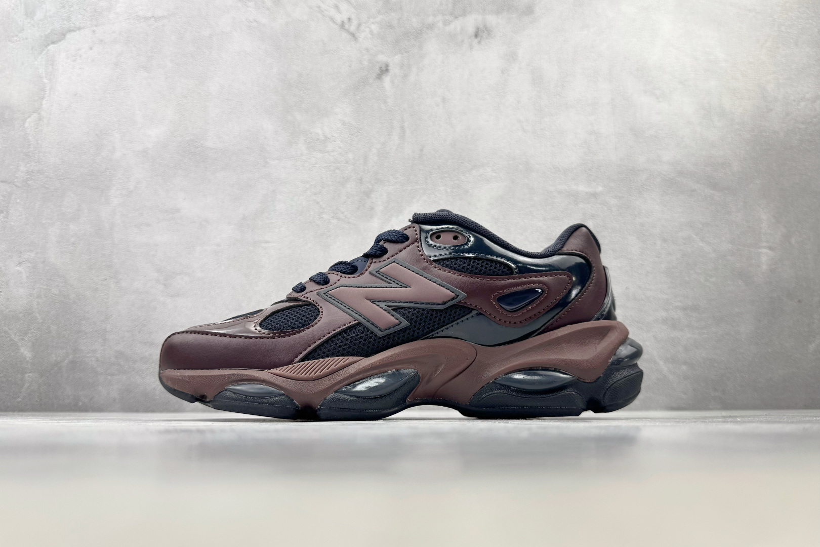 FC 纯原出品 New Balance NB 983 红咖色 货号：U9835HT 尺码：36 36.5 37.5 38