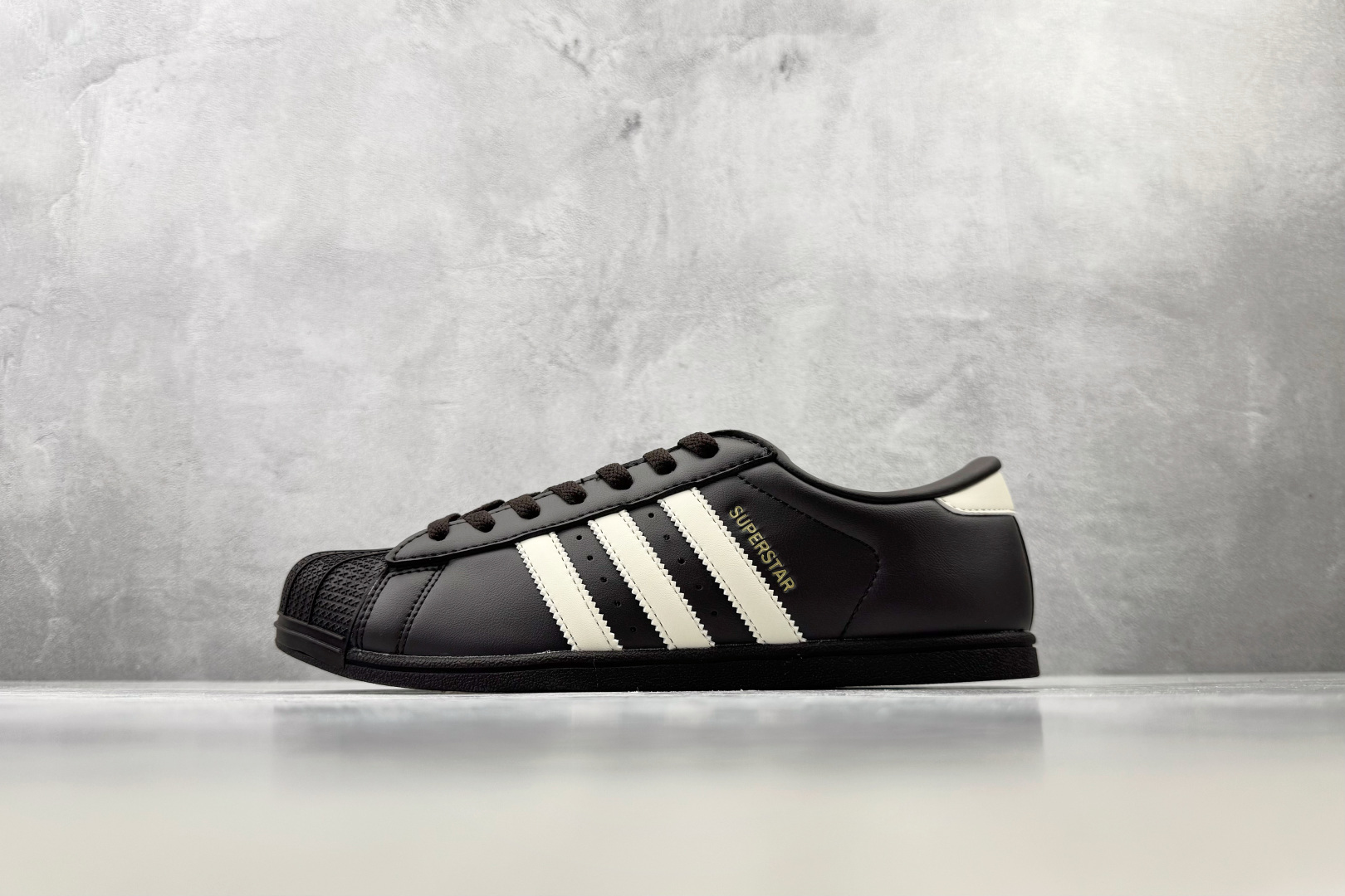 PP adidas originals SUPERSTAR Lo Pro 极光咖 货号：KK0421 尺码：35.5 3