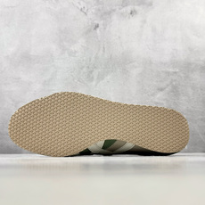 PB 版 Onitsuka Tiger鬼塚虎 Runspark 米绿 货号:1183B480-023 尺码:36 36. PB 版 Onitsuka Tiger鬼塚虎 Runspark 米绿 货号:1183B480-023 尺码:36 36.