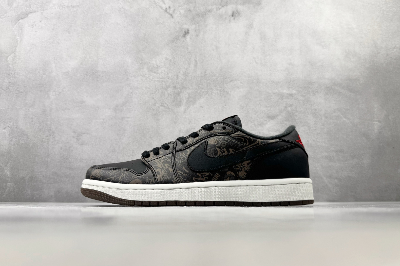 K版 综合版 Jordan Air Jordan 1 OG LS "Laser" 黑红 货号：IV6750-001 尺码
