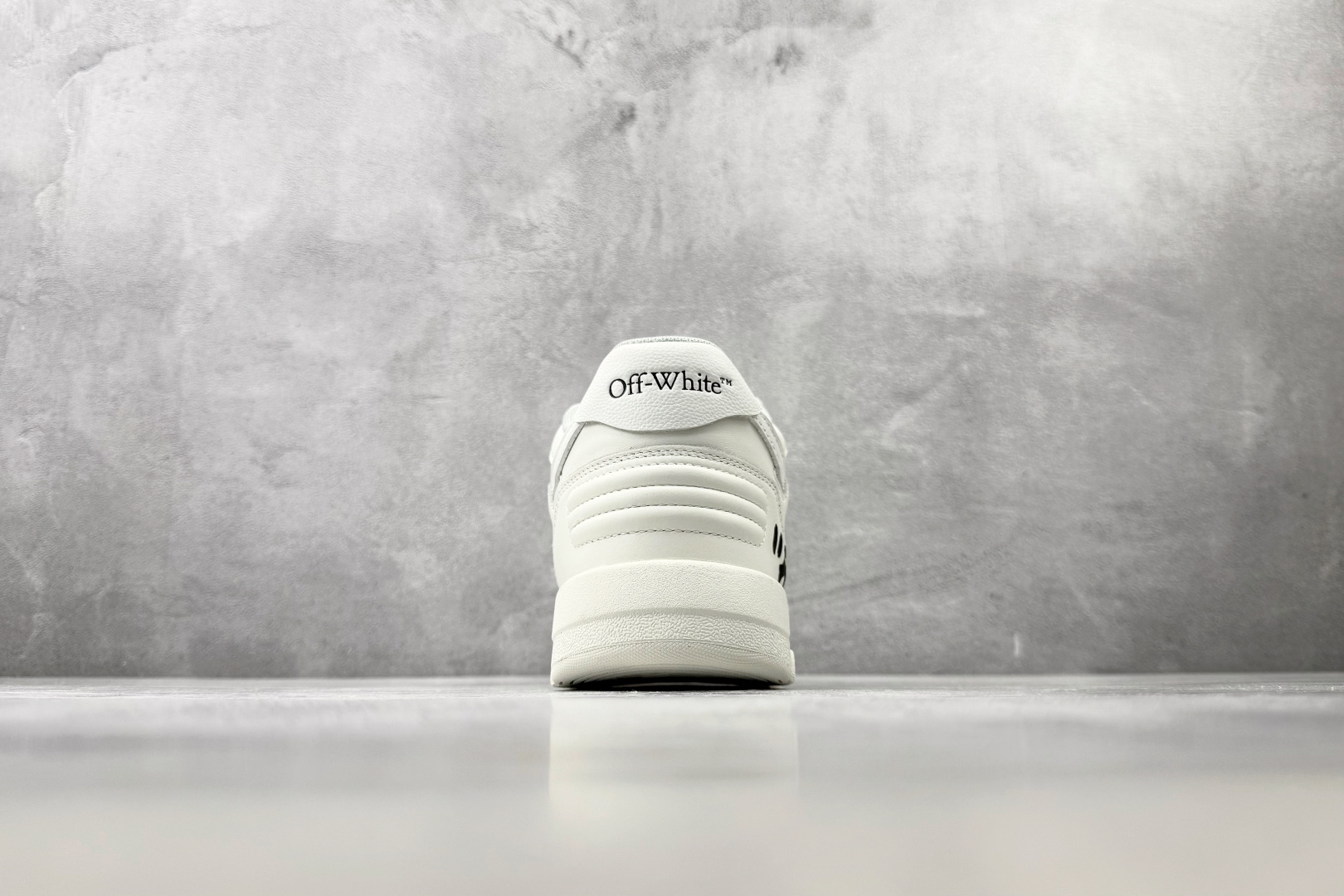 KW神 口碑神作 OFF-WHITE 白色 货号：OWIA259C99LEA 尺码：35 36 36.5 37.5 38