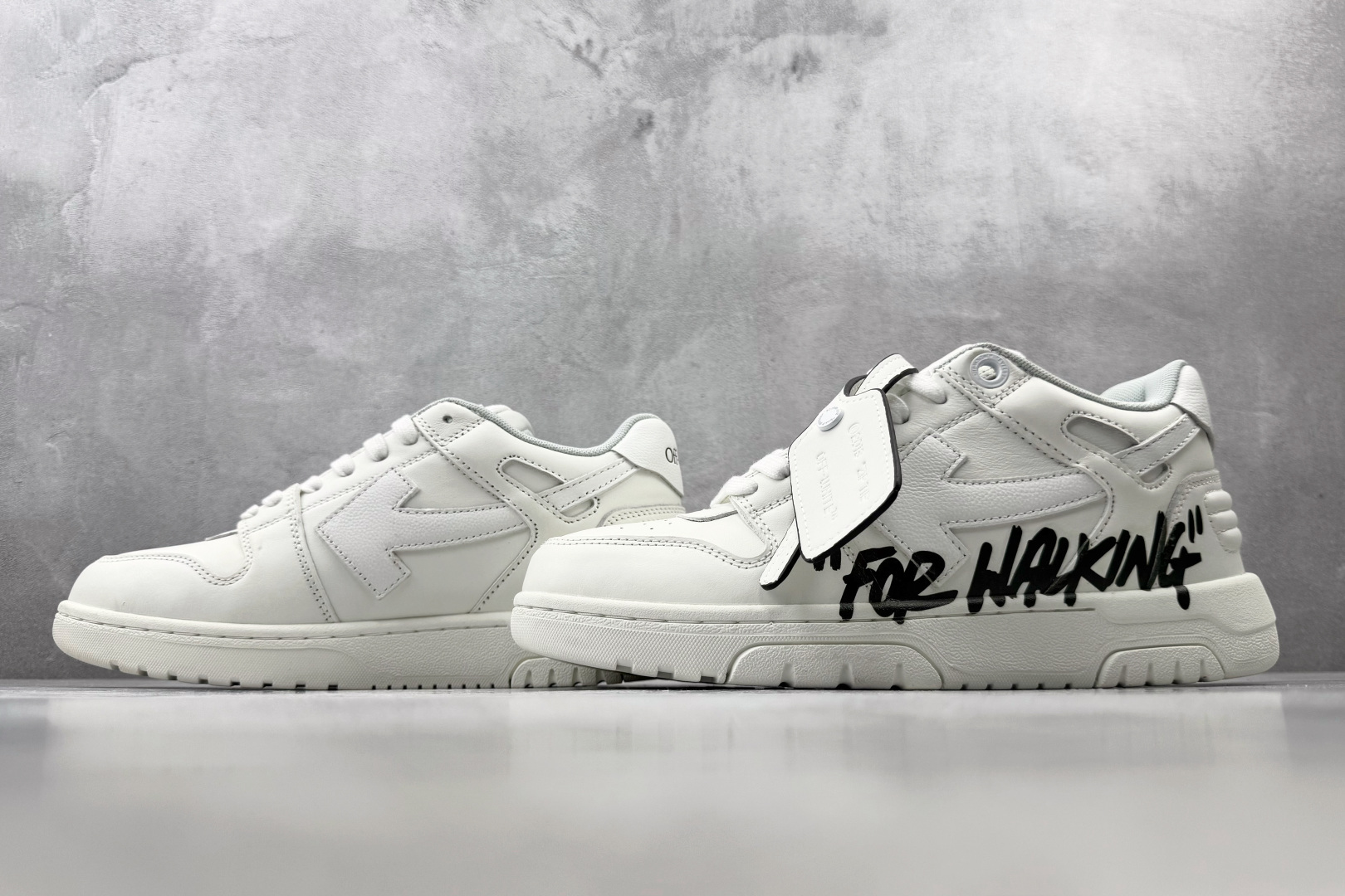 KW神 口碑神作 OFF-WHITE 白色 货号：OWIA259C99LEA 尺码：35 36 36.5 37.5 38