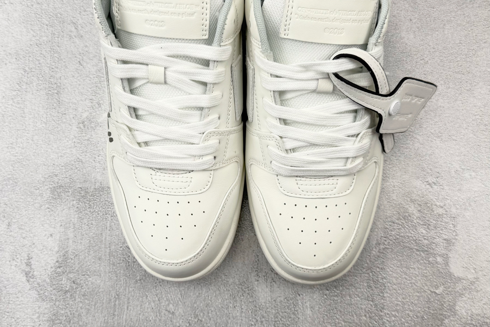 KW神 口碑神作 OFF-WHITE 白色 货号：OWIA259C99LEA 尺码：35 36 36.5 37.5 38