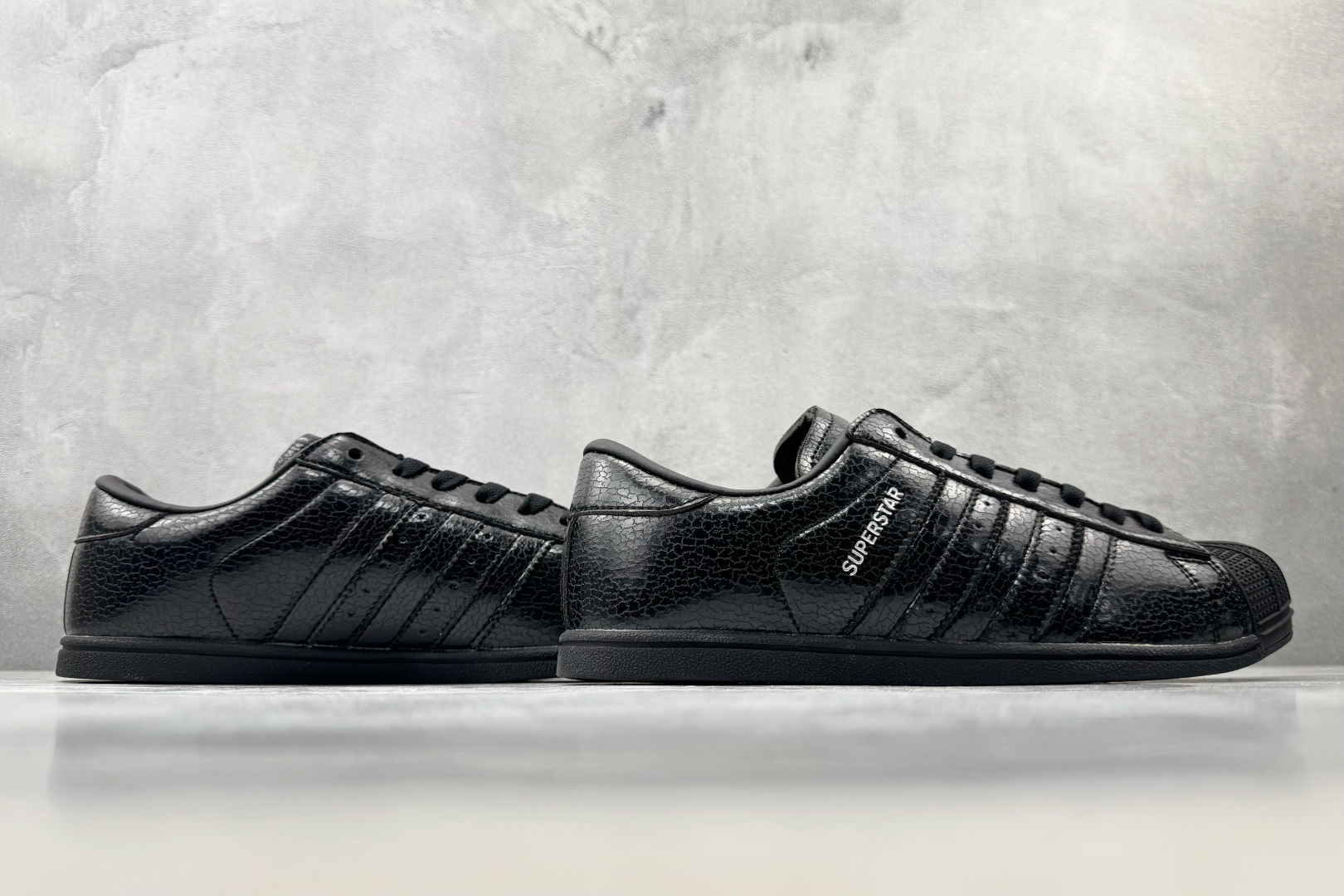 DH adidas originals SUPERSTAR LO PRO 黑色 货号：H3881 尺码：35.5 36 