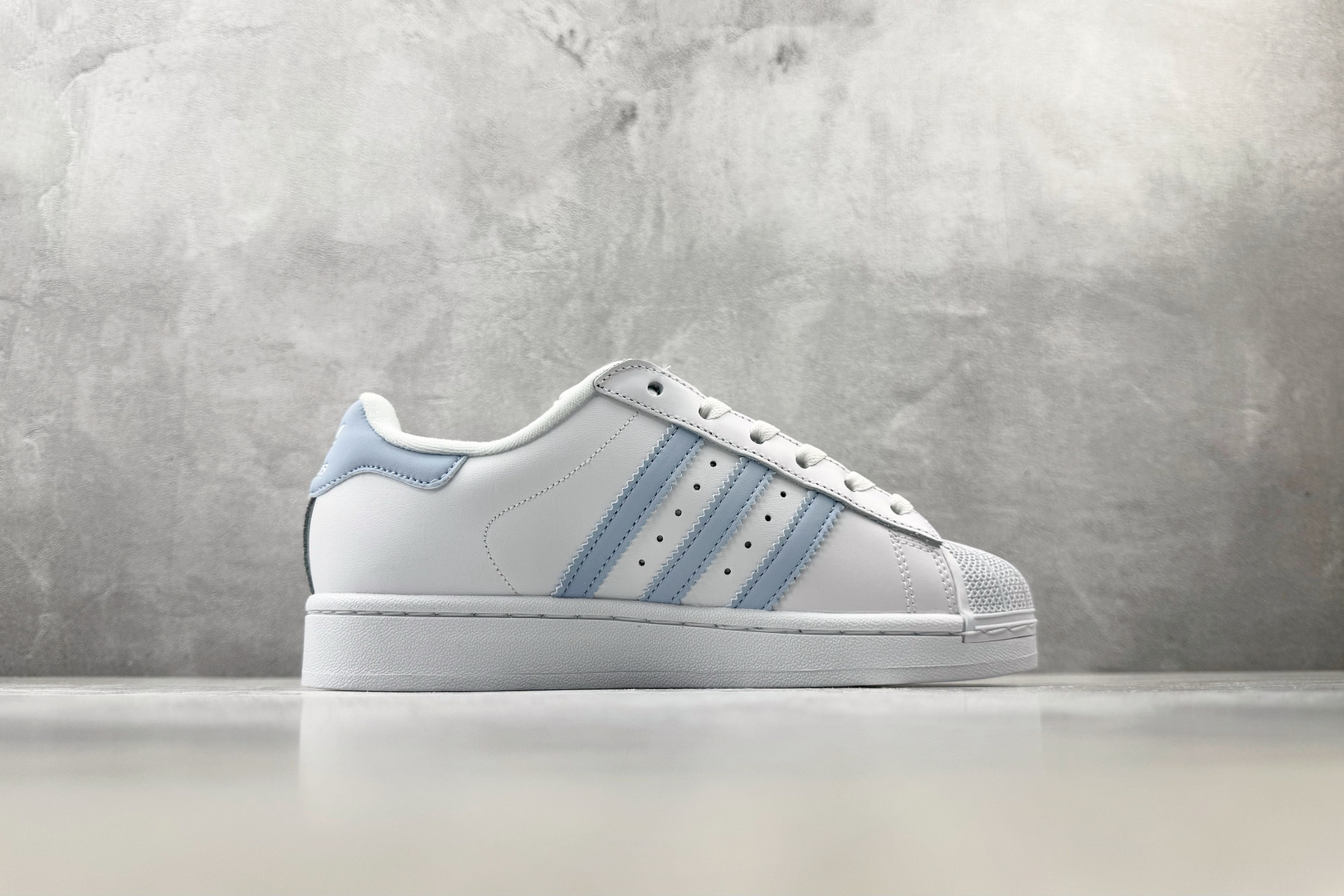 DH adidas originals Superstar 2 白蓝 货号：JR9864 尺码：35.5 36 36.5