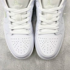K版 综合版 Jordan Air Jordan 1 黄白 货号:DC0774-115 尺码:36 36.5 37.5 K版 综合版 Jordan Air Jordan 1 黄白 货号:DC0774-115 尺码:36 36.5 37.5