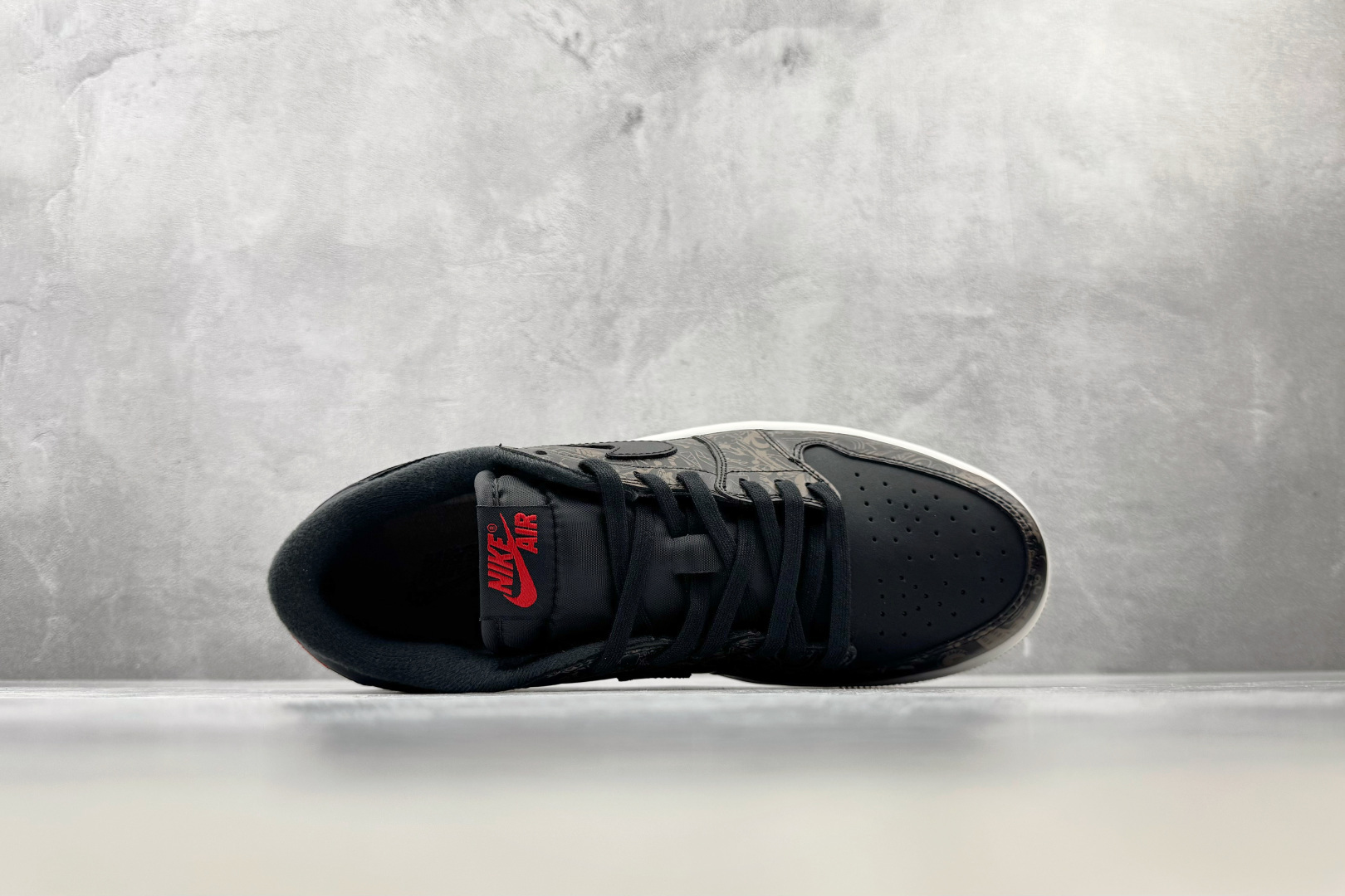 K版 综合版 Jordan Air Jordan 1 OG LS "Laser" 黑红 货号：IV6750-001 尺码