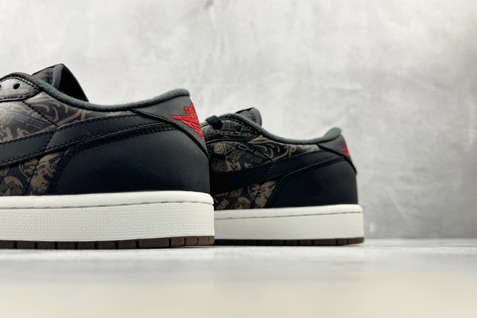 K版 综合版 Jordan Air Jordan 1 OG LS "Laser" 黑红 货号：IV6750-001 尺码