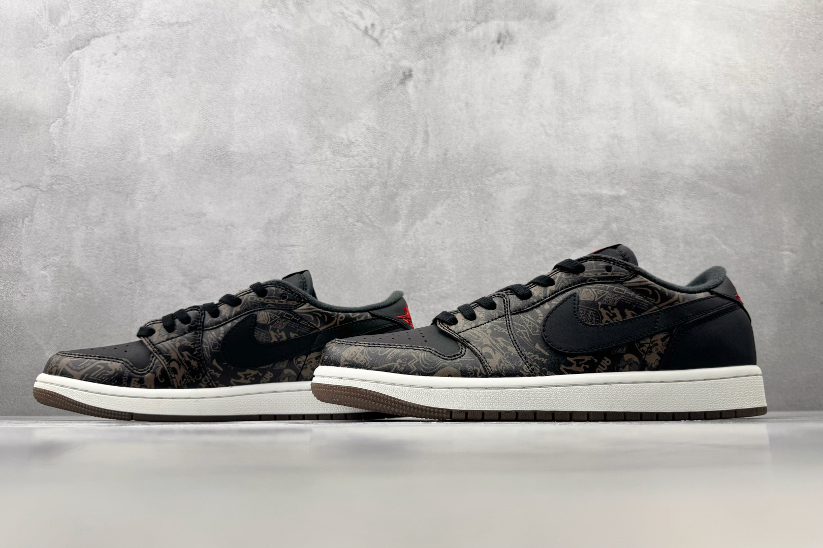 K版 综合版 Jordan Air Jordan 1 OG LS "Laser" 黑红 货号：IV6750-001 尺码