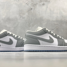 Mok Jordan Air Jordan 1 白灰 货号:DC0774-105 尺码:36 36.5 37.5 38 Mok Jordan Air Jordan 1 白灰 货号:DC0774-105 尺码:36 36.5 37.5 38