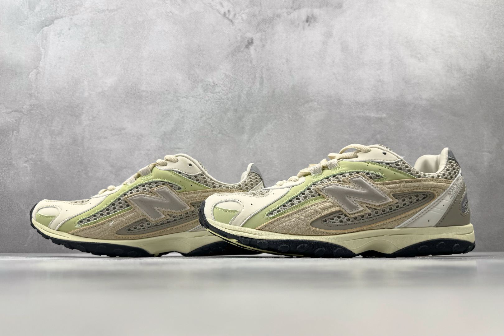 FC 纯原出品 New Balance 204L 米绿 货号：U204L7YU 尺码：36 36.5 37.5 38 3