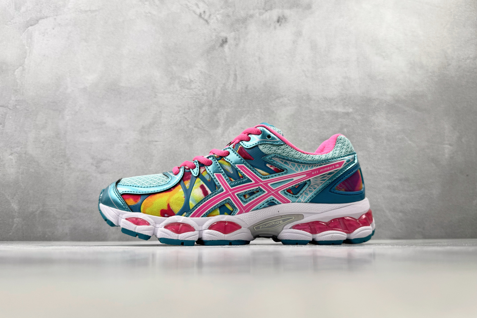 HX ASICS GEL-Nimbus 16绿色 货号：T485Q-0235 尺码：36 36.5 37 38.5 39
