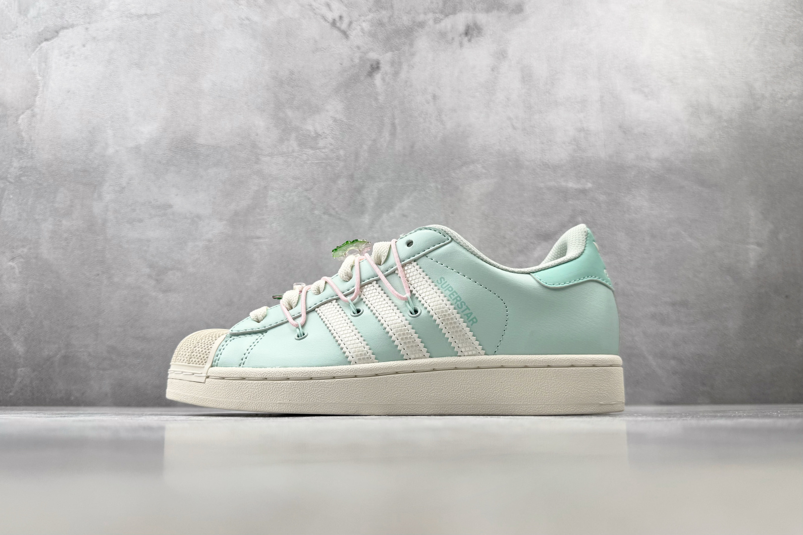 XP/H11 平台专供 adidas originals SUPERSTAR 2 绿色 货号: JR1333 尺码：35