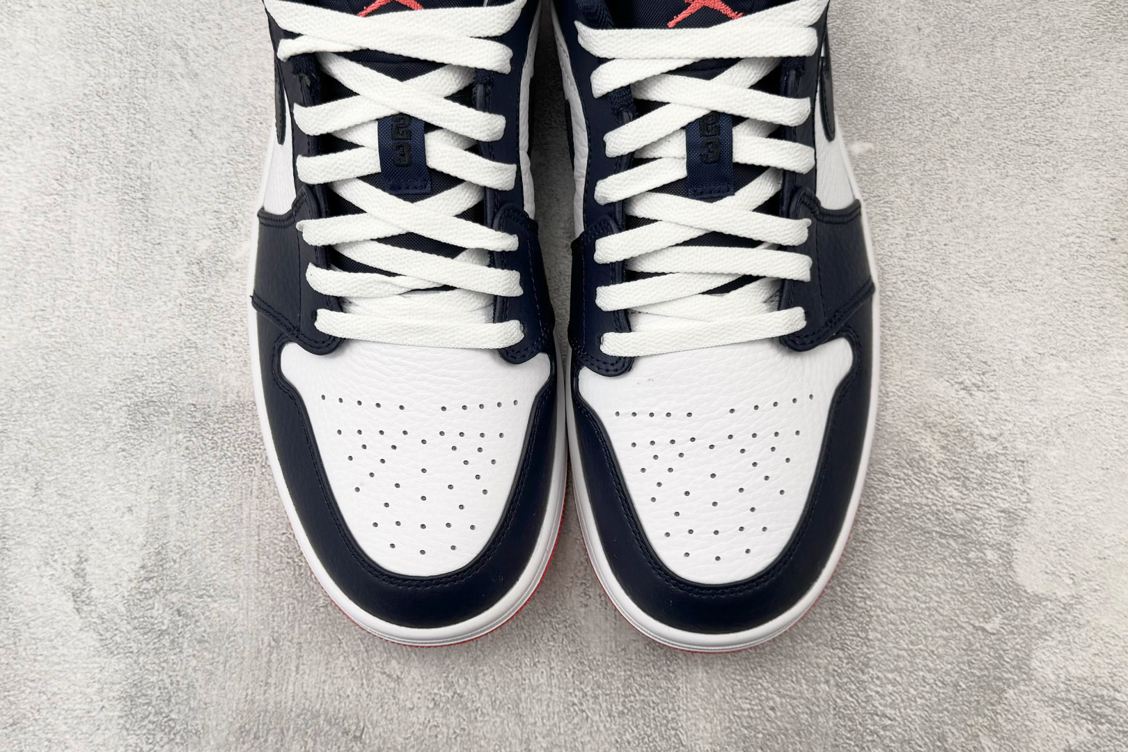 Mok Jordan Air Jordan 1 Retro Low 午夜蓝 货号：-481 尺码：36 36.5 37.