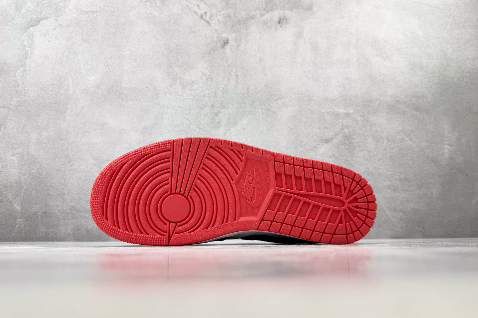 Mok Jordan Air Jordan 1 Retro Low 午夜蓝 货号：-481 尺码：36 36.5 37.