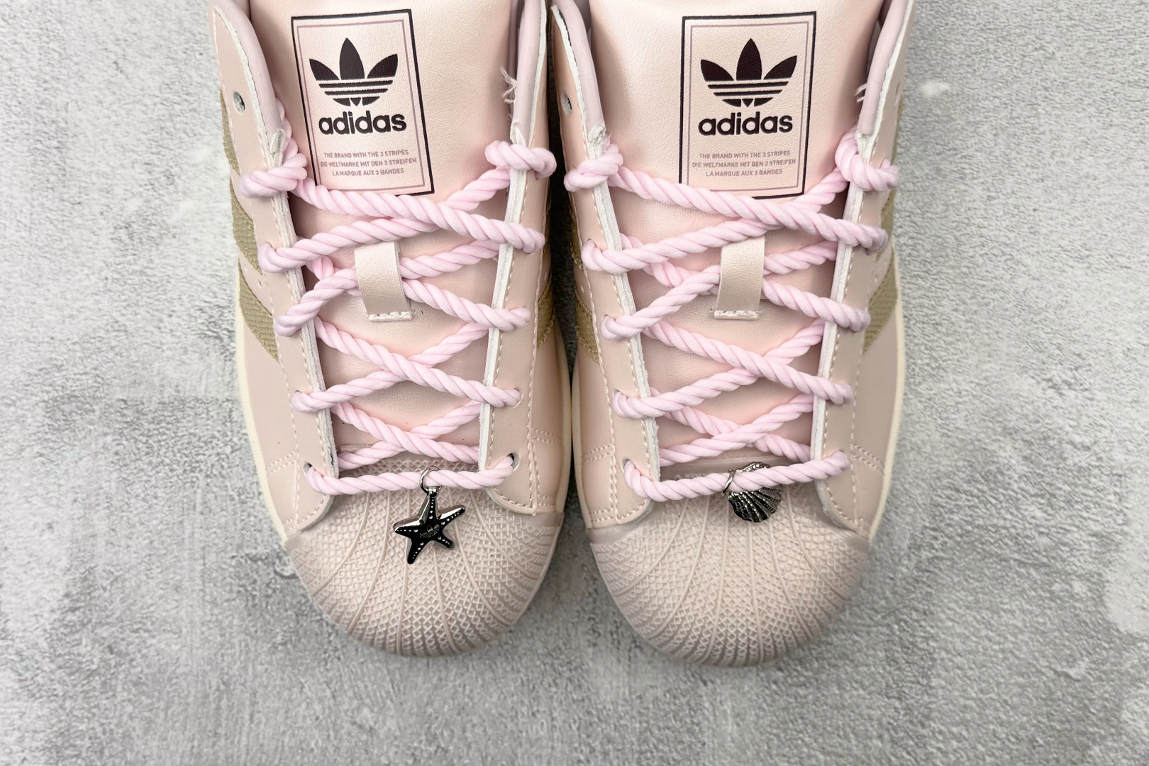 XP/H11 平台专供 adidas originals SUPERSTAR 2 石英色 货号: LB9764 尺码：3