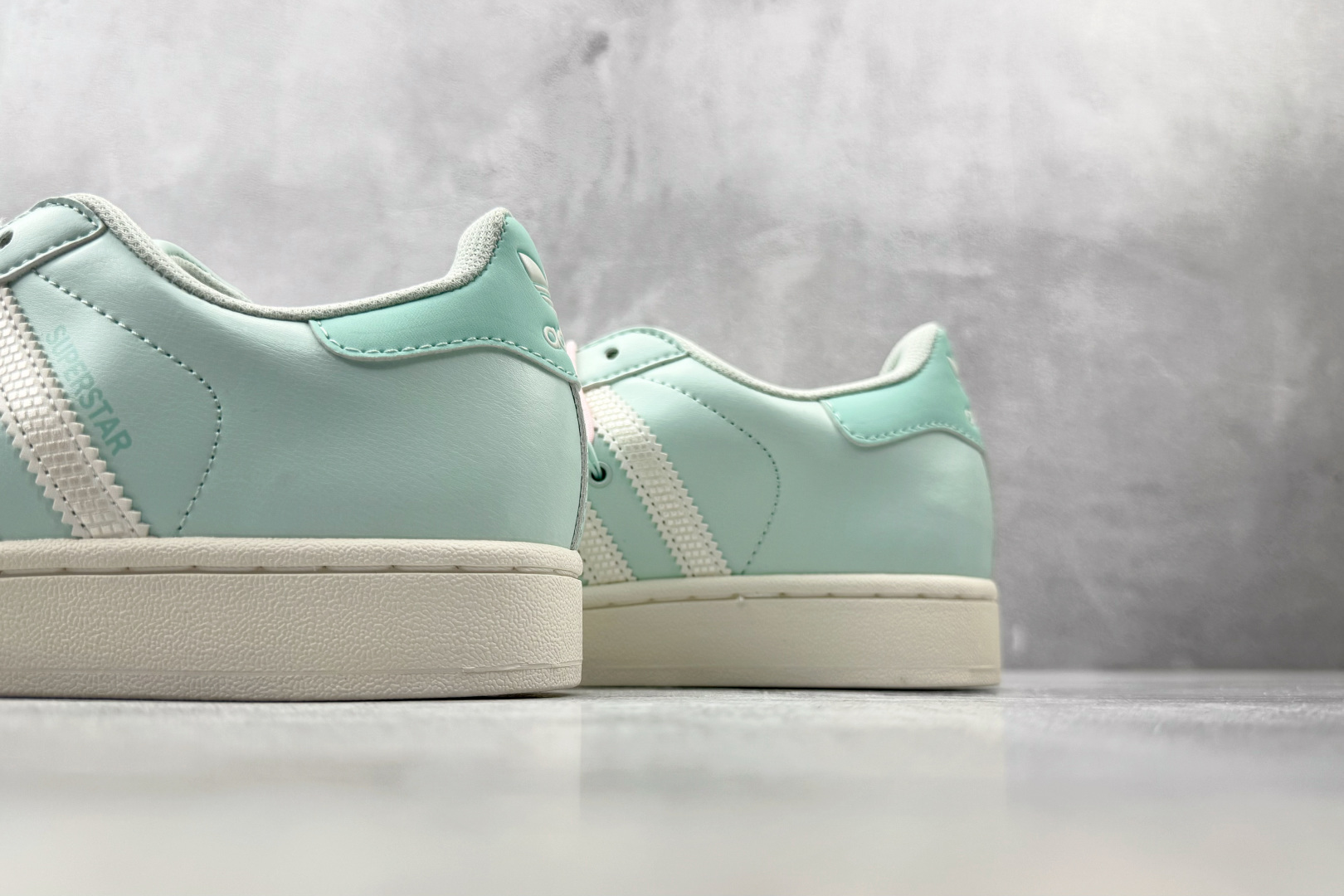 XP/H11 平台专供 adidas originals SUPERSTAR 2 绿色 货号: JR1333 尺码：35