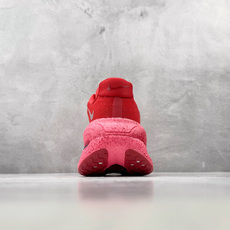 HC Nike Vomero Premium 红色 货号 :IU2827 600 尺码:36 36.5 37 37.5 HC Nike Vomero Premium 红色 货号 :IU2827 600 尺码:36 36.5 37 37.5