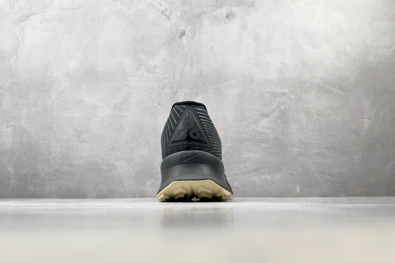 M 版 Nike ACG Ultrafly TRAIL 黑色 货号：IM6077-001 尺码：36 36.5 37.5