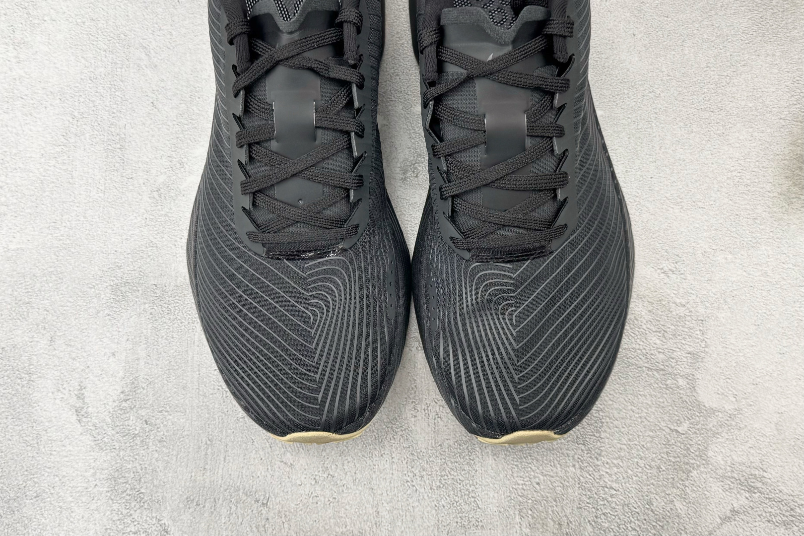 M 版 Nike ACG Ultrafly TRAIL 黑色 货号：IM6077-001 尺码：36 36.5 37.5