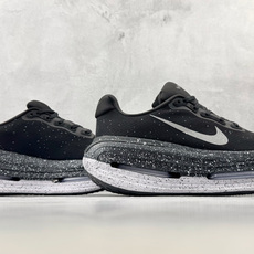HC Nike Vomero Premium 黑白银 货号 :IU2827 001 尺码:36 36.5 37 37.5 HC Nike Vomero Premium 黑白银 货号 :IU2827 001 尺码:36 36.5 37 37.5