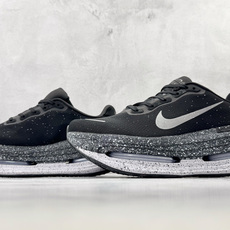 HC Nike Vomero Premium 黑白银 货号 :IU2827 001 尺码:36 36.5 37 37.5 HC Nike Vomero Premium 黑白银 货号 :IU2827 001 尺码:36 36.5 37 37.5