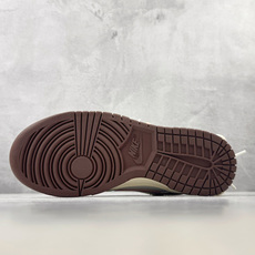 YC Nike Dunk 粉蝶 货号:DD1503 124 尺码:35.5 36 36.5 37.5 38 38.5 3 YC Nike Dunk 粉蝶 货号:DD1503 124 尺码:35.5 36 36.5 37.5 38 38.5 3